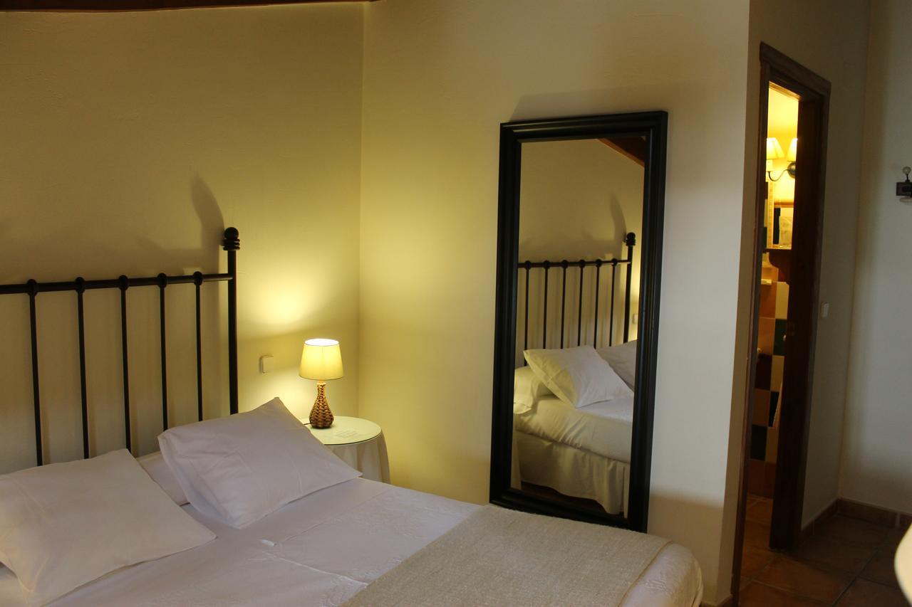 Hostal Rural Luna Y Hostal Rural Lunaposada Candeleda Ngoại thất bức ảnh